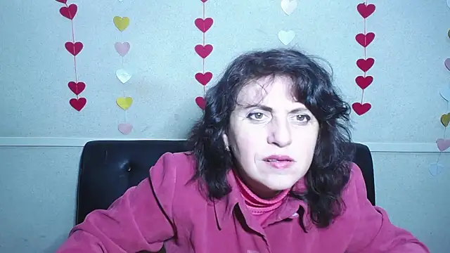 LuciaMii online show from 02-03-25, 06:02