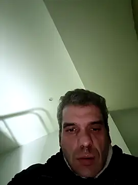 Snapshot of michbuk chatting on 03-16-26, 05:35 michbuk online show from 03-16-26, 05:35