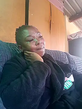 Thickchocolatex2 online show from 04-20-26, 09:34