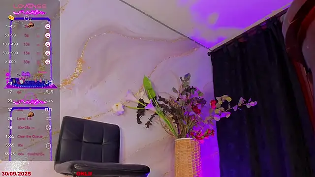 Karla-Ebony online show from 09-30-25, 02:00