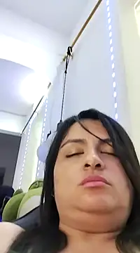 Linda Lars online show from 12-20-24, 07:55