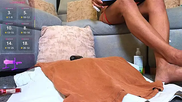 Snapshot of anellejones chatting on 11-22-25, 03:49 anellejones online show from 11-22-25, 03:49