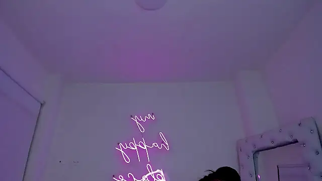 Snapshot of silvana__miller chatting on 01-27-25, 07:03 silvana miller online show from 01-27-25, 07:03