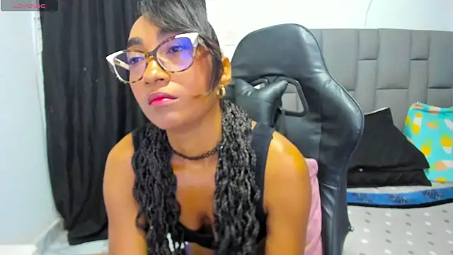 Snapshot of MurphyAngelina chatting on 07-02-26, 03:23 MurphyAngelina online show from 07-02-26, 03:23