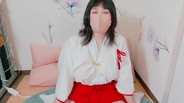 Snapshot of hazuki_8008 chatting on 01-02-25, 07:44 hazuki 8008 online show from 01-02-25, 07:44