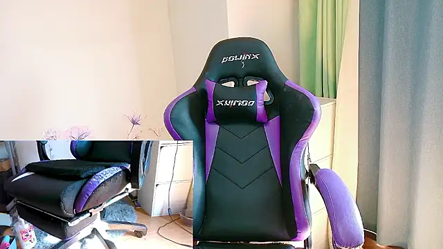 Snapshot of hazuki_8008 chatting on 10-30-25, 03:41 hazuki 8008 online show from 10-30-25, 03:41