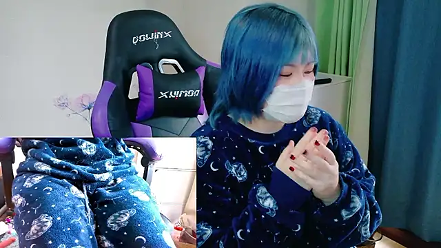 Snapshot of hazuki_8008 chatting on 11-06-25, 02:56 hazuki 8008 online show from 11-06-25, 02:56