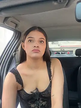 Snapshot of Arilw chatting on 03-02-25, 02:10 Arilw online show from 03-02-25, 02:10