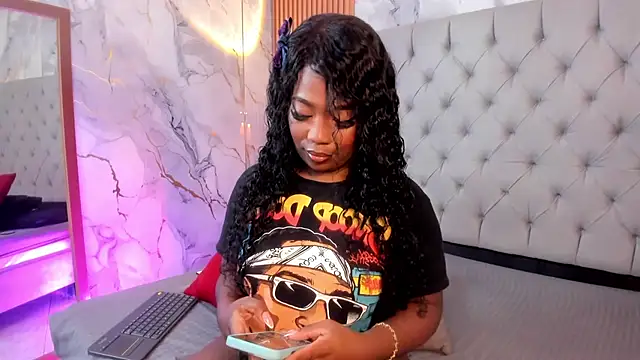 Scarlett diaz17 online show from 04-15-26, 04:52