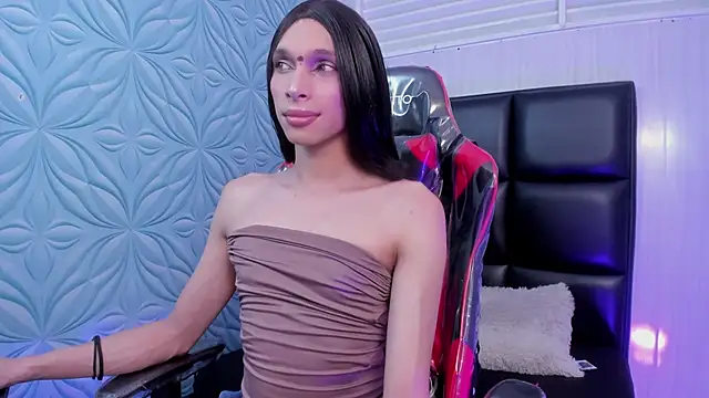 Snapshot of Milk_max_18 chatting on 11-26-25, 10:44 Milk max 18 online show from 11-26-25, 10:44