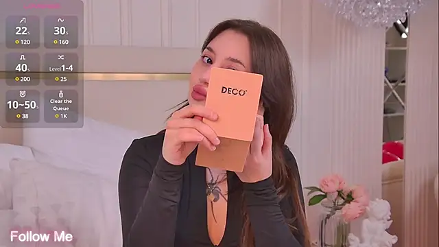 Snapshot of MaryReel chatting on 02-15-25, 03:28 MaryReel online show from 02-15-25, 03:28