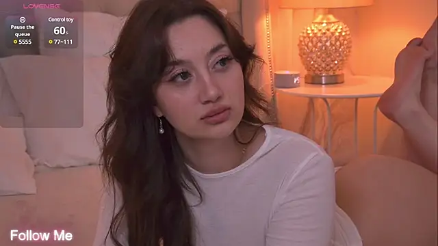 Snapshot of MaryReel chatting on 03-09-25, 11:25 MaryReel online show from 03-09-25, 11:25