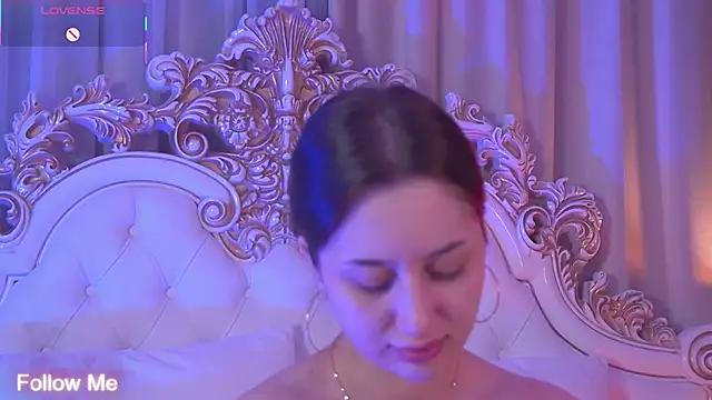 Snapshot of MaryReel chatting on 09-10-25, 06:08 MaryReel online show from 09-10-25, 06:08