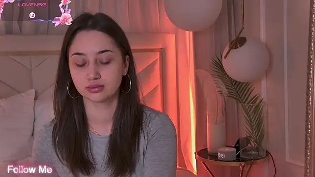 Snapshot of MaryReel chatting on 11-04-25, 09:08 MaryReel online show from 11-04-25, 09:08