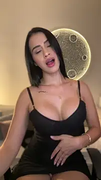 SarahhSmitth1 online show from 03-02-26, 10:49