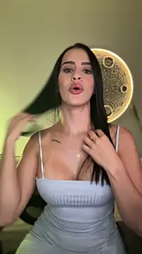 SarahhSmitth1 online show from 04-13-26, 11:10