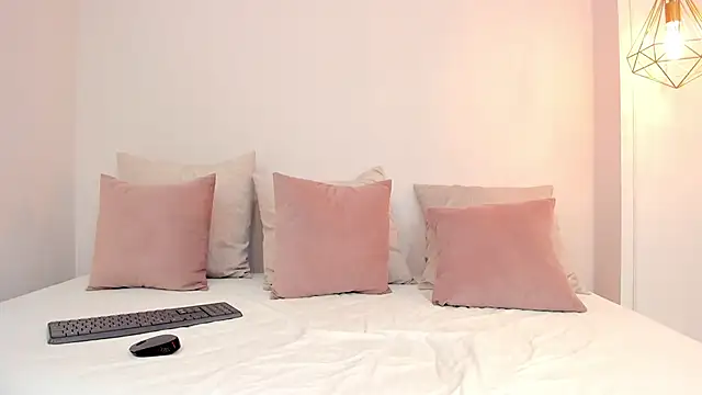 anny tayloor online show from 03-05-25, 07:49