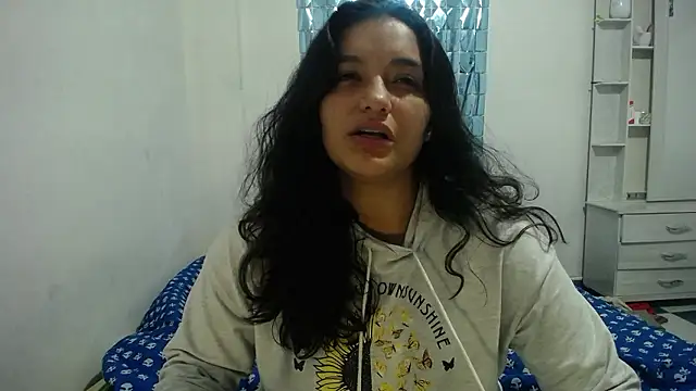 Laurenkenner  online show from 12-02-24, 08:44