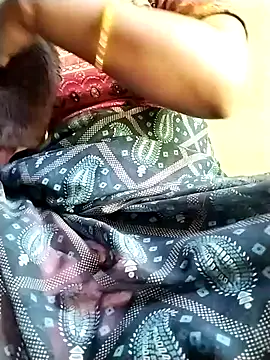 Snapshot of Cutkajal chatting on 12-13-24, 07:47 Cutkajal online show from 12-13-24, 07:47