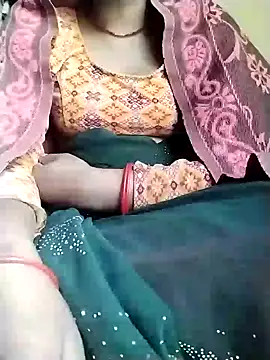 Snapshot of Cutkajal chatting on 12-22-24, 08:16 Cutkajal online show from 12-22-24, 08:16