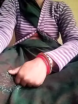 Snapshot of Cutkajal chatting on 12-24-24, 02:10 Cutkajal online show from 12-24-24, 02:10