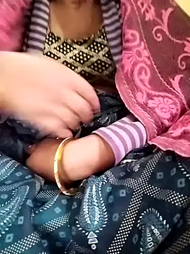 Snapshot of Cutkajal chatting on 01-06-25, 02:26 Cutkajal online show from 01-06-25, 02:26
