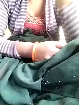 Snapshot of Cutkajal chatting on 01-13-25, 08:15 Cutkajal online show from 01-13-25, 08:15