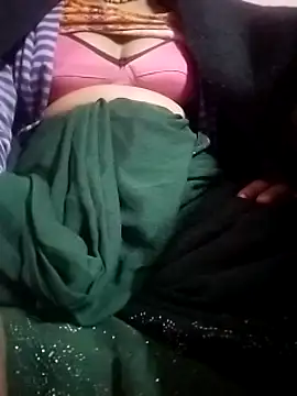 Snapshot of Cutkajal chatting on 01-31-25, 04:06 Cutkajal online show from 01-31-25, 04:06