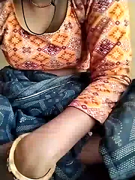 Snapshot of Cutkajal chatting on 03-02-25, 06:37 Cutkajal online show from 03-02-25, 06:37