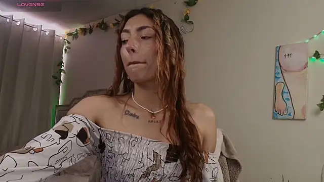 Snapshot of Tomoe_b chatting on 11-23-25, 01:55 Tomoe b online show from 11-23-25, 01:55