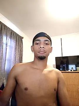 Snapshot of 29YOURZ_28_ chatting on 12-16-24, 11:55 29YOURZ 28 online show from 12-16-24, 11:55