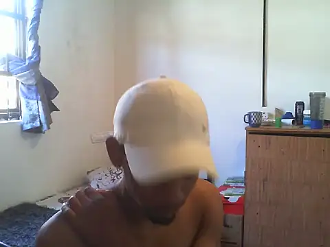 Snapshot of 29YOURZ_28_ chatting on 02-14-25, 09:34 29YOURZ 28 online show from 02-14-25, 09:34