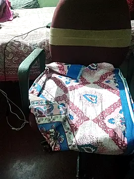 Snapshot of Ralisha_Rani chatting on 10-18-25, 12:17 Ralisha Rani online show from 10-18-25, 12:17