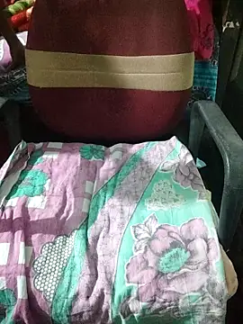 Snapshot of Ralisha_Rani chatting on 11-22-25, 10:20 Ralisha Rani online show from 11-22-25, 10:20