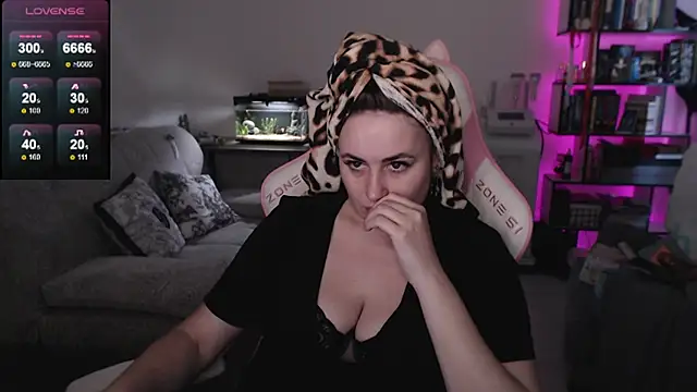 SexyWitch 666 online show from 06-08-26, 10:15