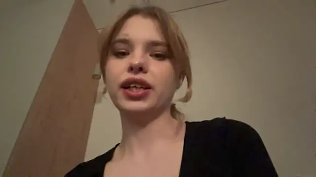 MisssLola online show from 04-09-26, 05:07