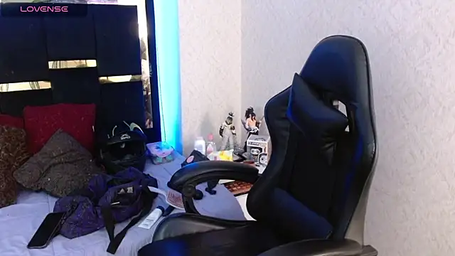 Bunny O online show from 04-19-26, 12:22