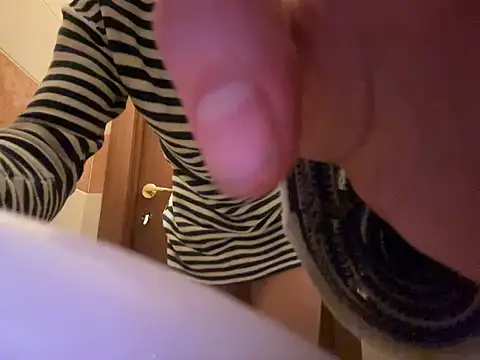 NimFF123 online show from 02-10-25, 11:23