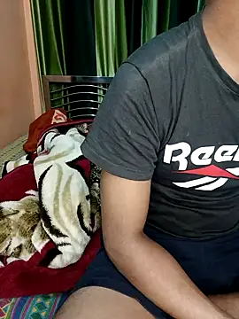 Snapshot of MUMTAJ-1 chatting on 01-06-25, 05:16 MUMTAJ-1 online show from 01-06-25, 05:16