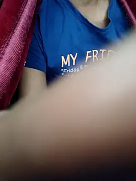 Snapshot of MUMTAJ-1 chatting on 01-10-25, 05:24 MUMTAJ-1 online show from 01-10-25, 05:24