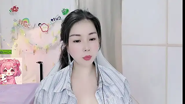 Snapshot of HK_angelchloe chatting on 06-19-26, 01:21 HK angelchloe online show from 06-19-26, 01:21