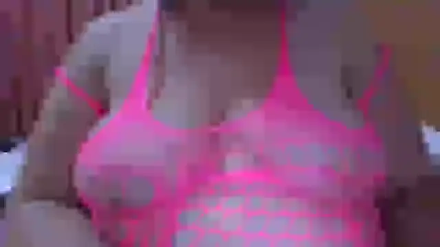 Snapshot of maria38xxx chatting on 12-17-24, 10:22 maria38xxx online show from 12-17-24, 10:22