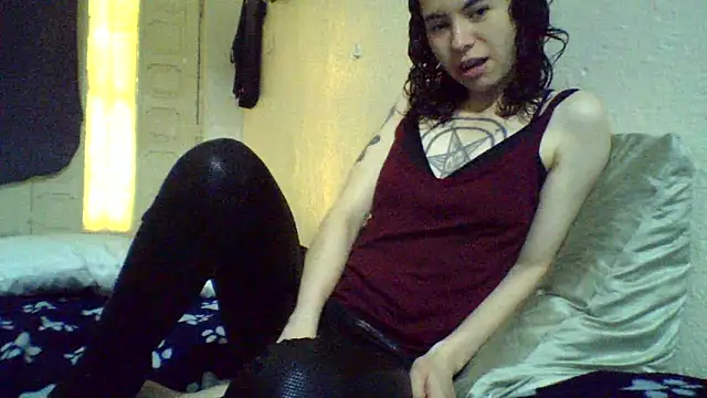 CELEna098rs707 online show from 04-06-26, 08:32