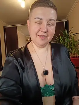 Snapshot of Annet1912 chatting on 07-06-26, 12:35 Annet1912 online show from 07-06-26, 12:35