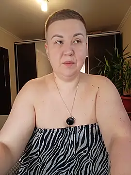 Snapshot of Annet1912 chatting on 07-07-26, 08:40 Annet1912 online show from 07-07-26, 08:40