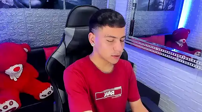 Snapshot of salvadorgomezx chatting on 12-20-24, 09:39 salvadorgomezx online show from 12-20-24, 09:39