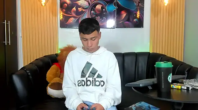 Snapshot of salvadorgomezx chatting on 12-21-24, 04:14 salvadorgomezx online show from 12-21-24, 04:14