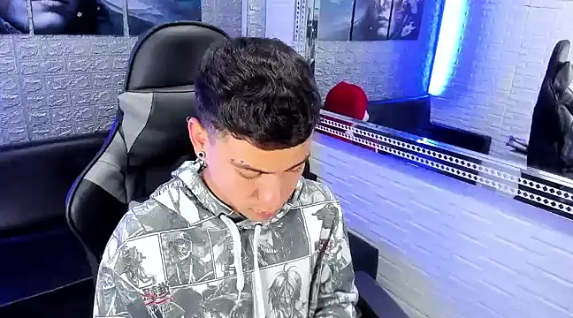 Snapshot of salvadorgomezx chatting on 12-24-24, 09:44 salvadorgomezx online show from 12-24-24, 09:44