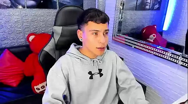 Snapshot of salvadorgomezx chatting on 01-08-25, 11:09 salvadorgomezx online show from 01-08-25, 11:09