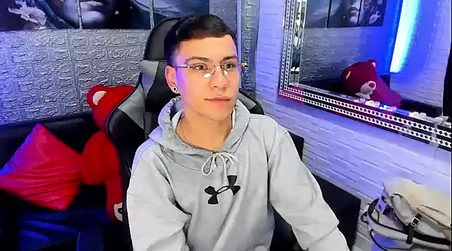 Snapshot of salvadorgomezx chatting on 01-09-25, 08:45 salvadorgomezx online show from 01-09-25, 08:45